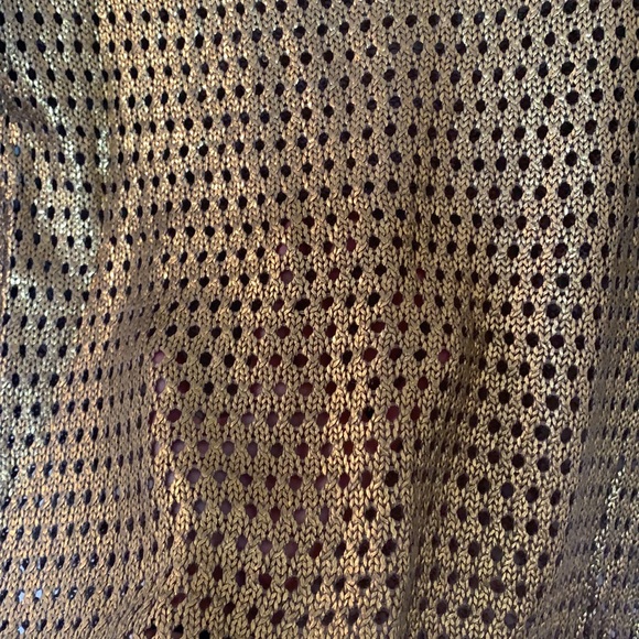 Metallic gold quarter sleeve knitted sweater - Picture 3 of 3
